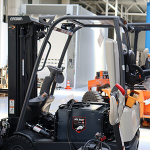 Counterbalanced Forklift