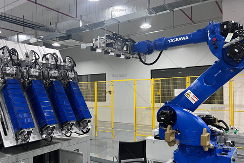 bslbatt lithium battery factory robotic arm